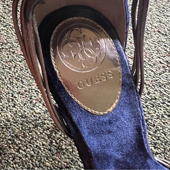 GUESS Y2K Navy Blue & Silver Velvet Ombre Strappy Platform Heels Sandal Shoes 7 - Picture 15 of 16